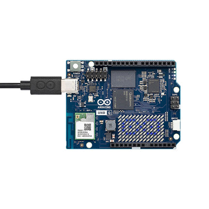 Arduino UNO Q (2GB) connected
